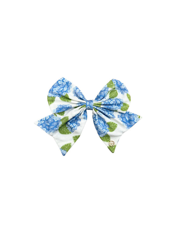 HYDRANGEA MAGNETIC BOW