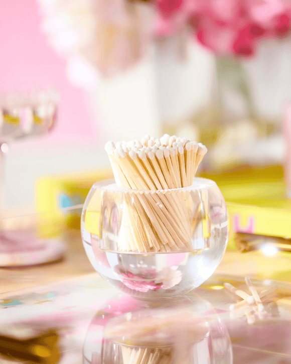 CLEAR ACRYLIC MATCH STRIKER with WHITE MATCHES