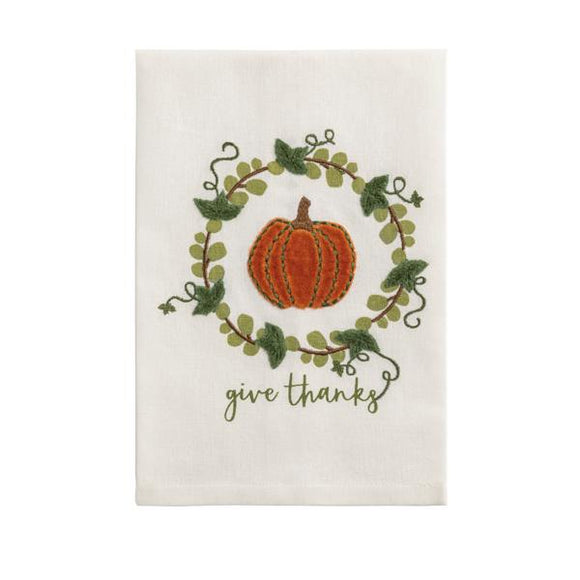 PUMPKIN WREATH VELVET TOWEL