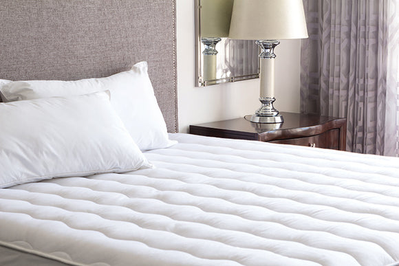 QUEEN MATTRESS PAD COVER